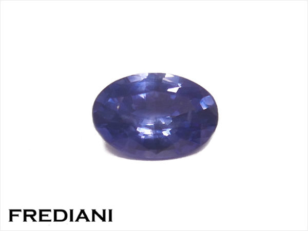Saphir bleu ovale