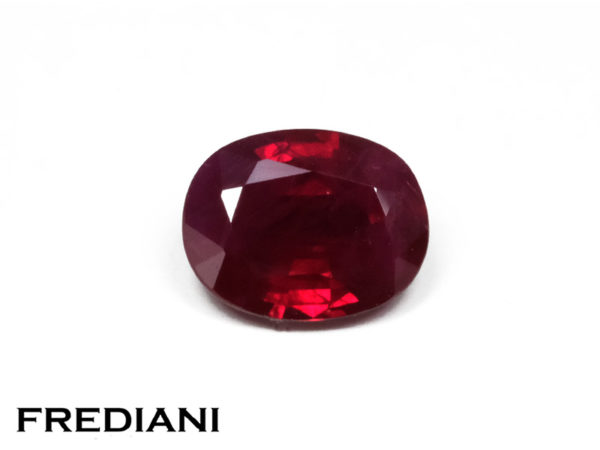 Rubis birman ovale certifié