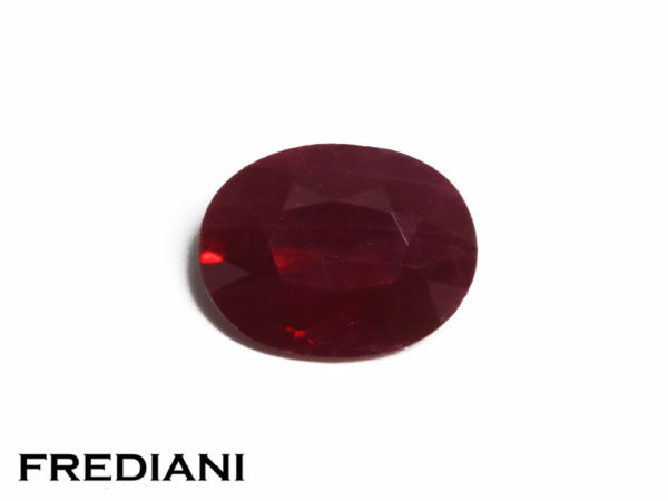 rubis ovale certifié