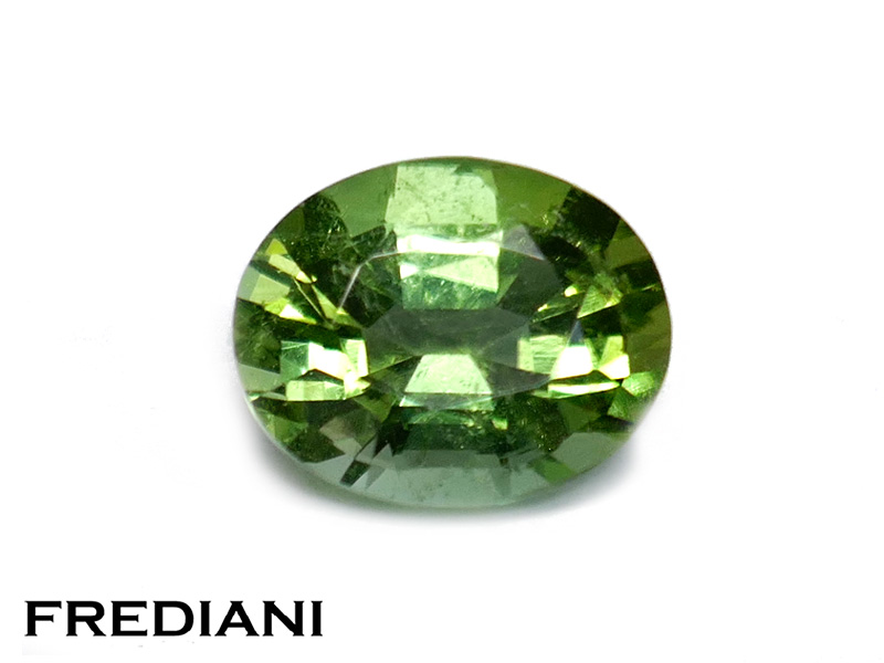 Tourmaline verte ovale naturelle