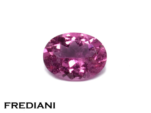 Tourmaline rose ovale naturelle
