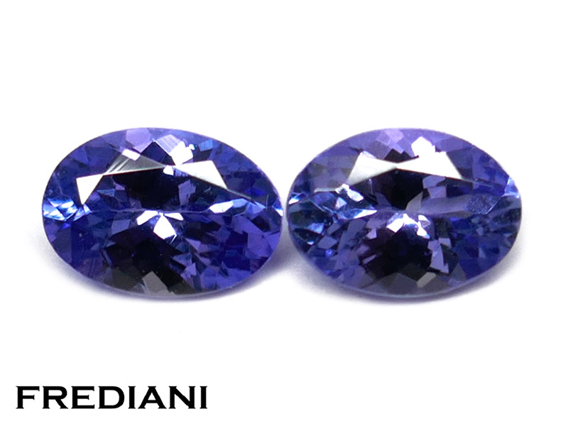 Paire de tanzanites ovales