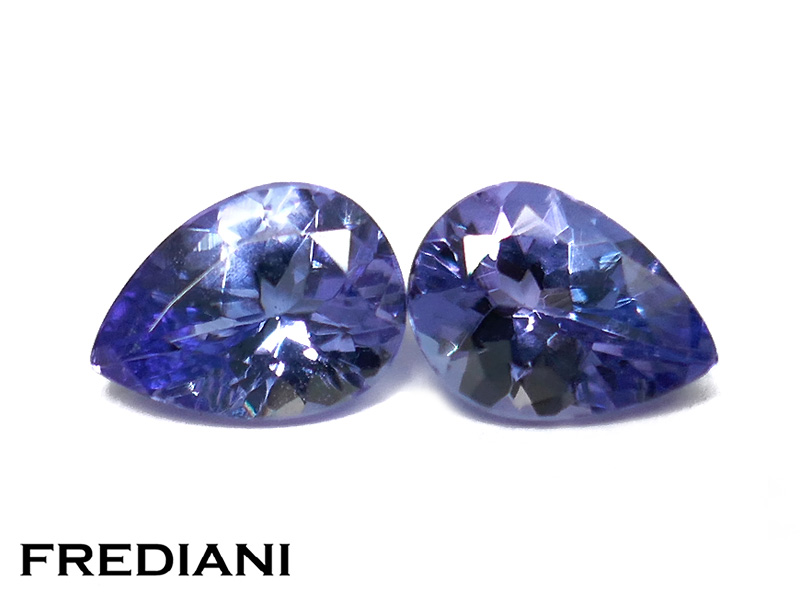 Paire de tanzanites poires