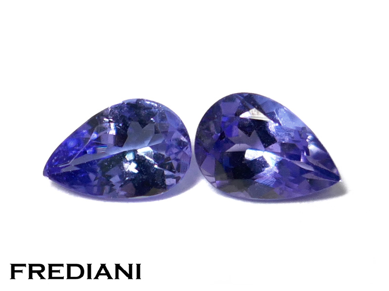 Paire de tanzanites poires