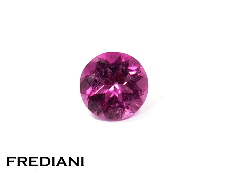 Tourmaline rose ronde naturelle