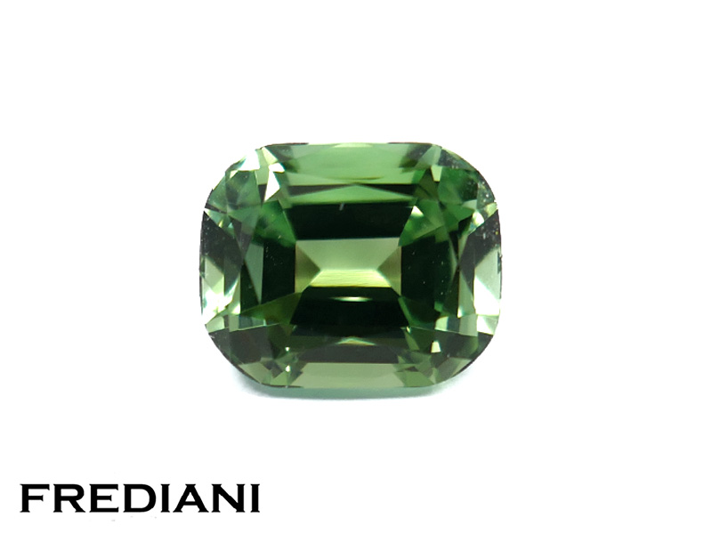Tourmaline verte coussin naturelle