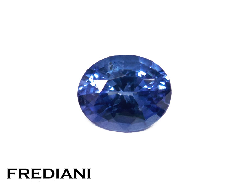Saphir bleu ovale
