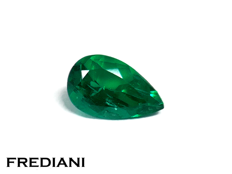 Emeraude poire