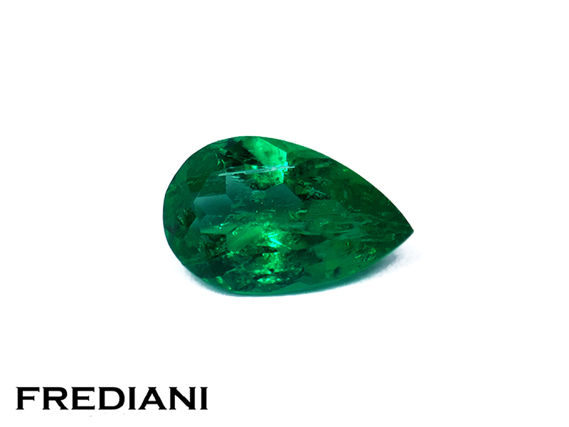 Emeraude poire