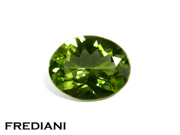 Péridot ovale naturel