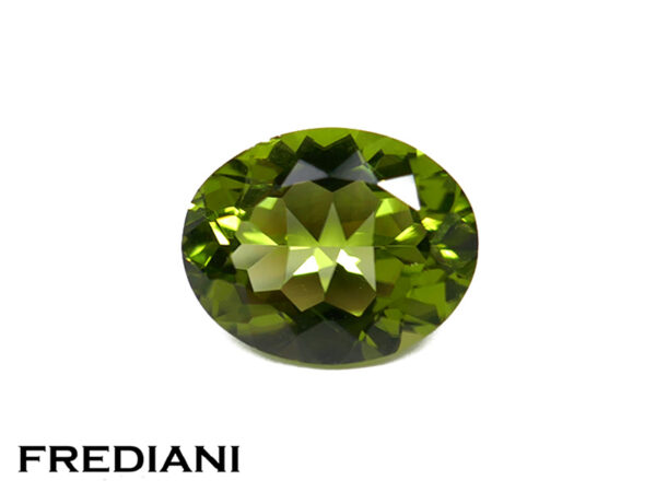Péridot ovale naturel