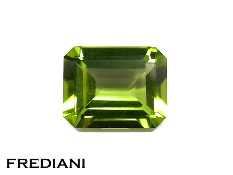 Péridot rectangulaire