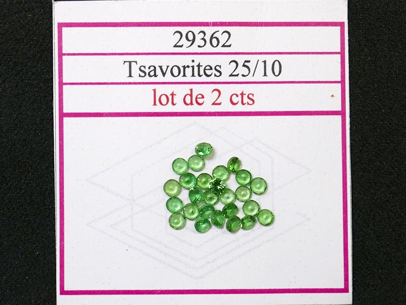 Grenats tsavorites ronds taille brillant