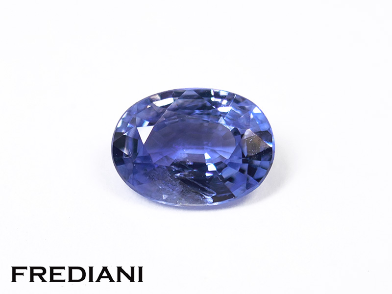 Saphir bleu ovale