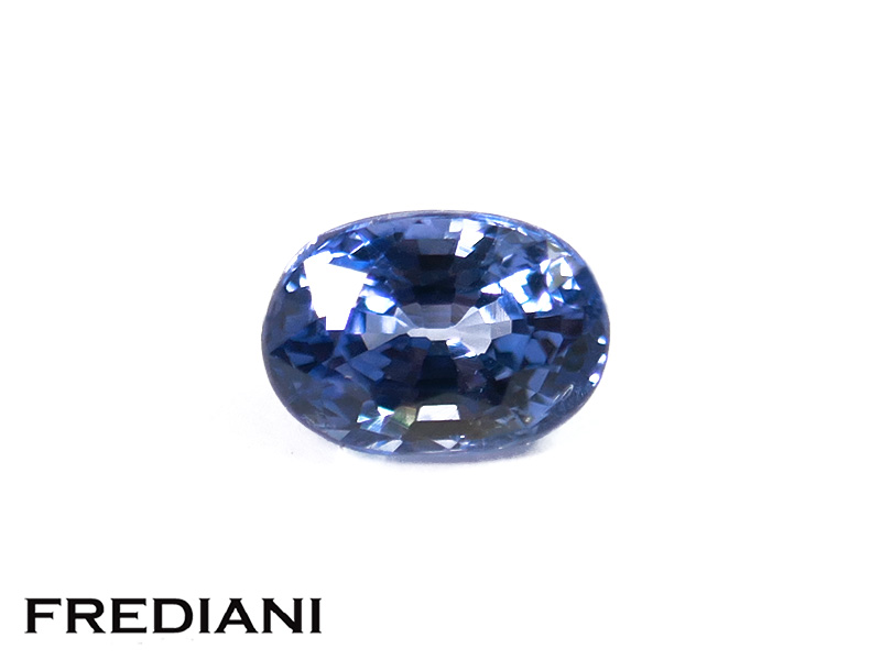 Saphir bleu ovale