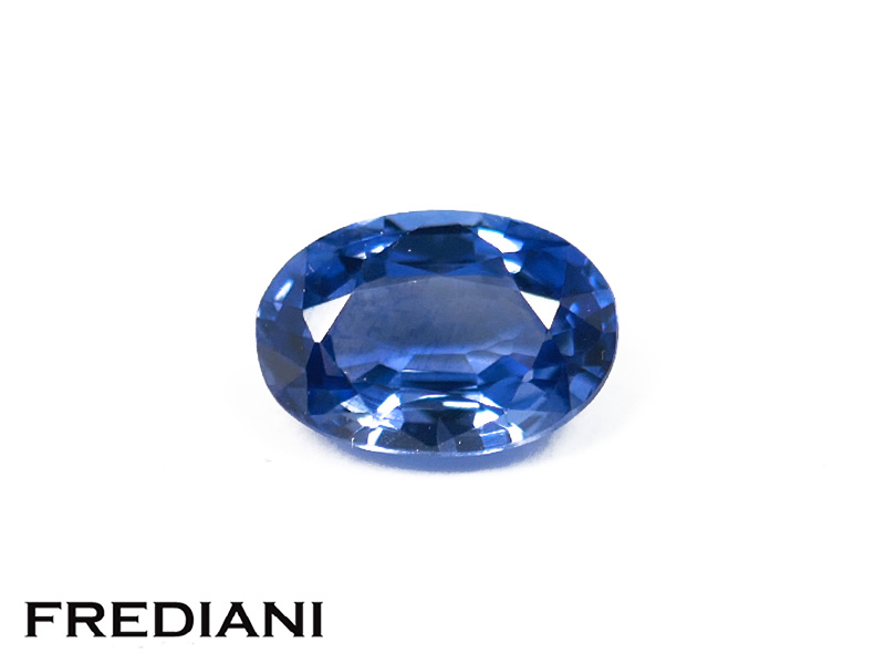 Saphir bleu ovale