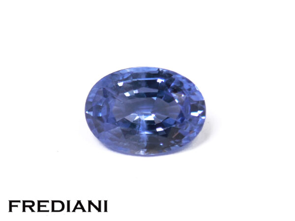 Saphir bleu ovale