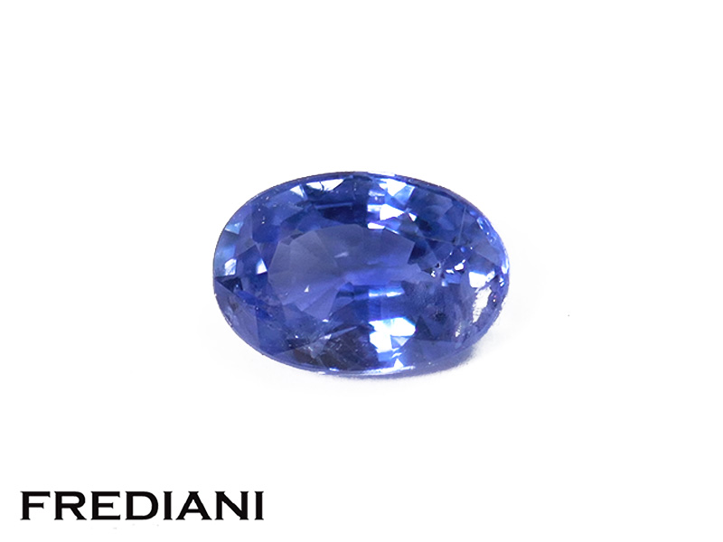 Saphir bleu ovale