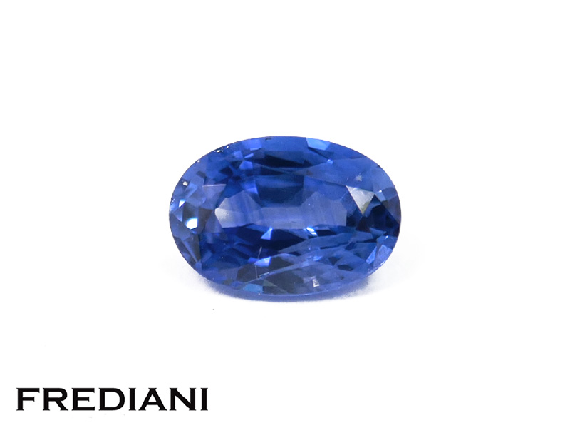 Saphir bleu ovale