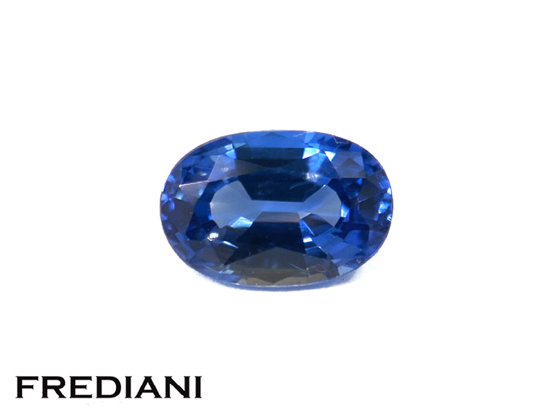 Saphir bleu ovale
