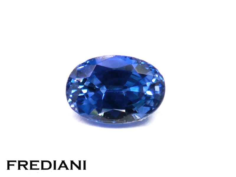 Saphir bleu ovale