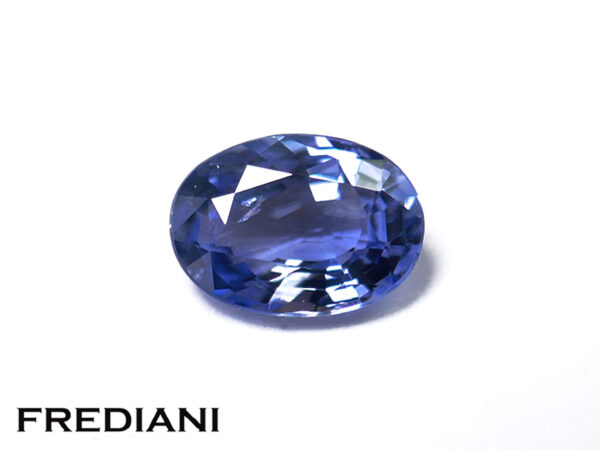 Saphir bleu ovale