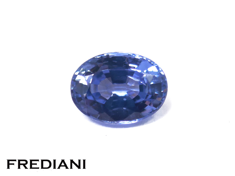 Saphir bleu ovale