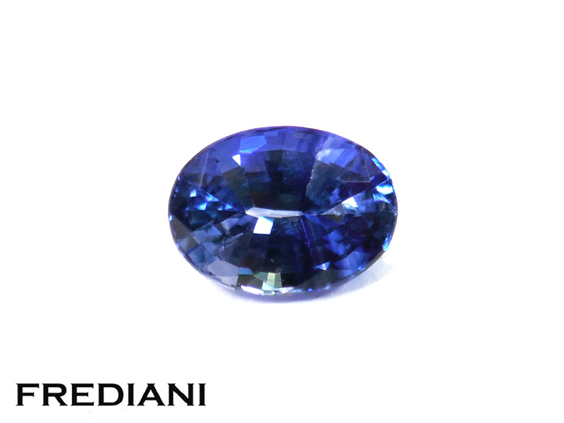 Saphir bleu ovale