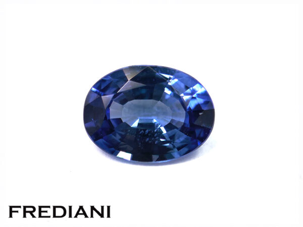 Saphir bleu ovale