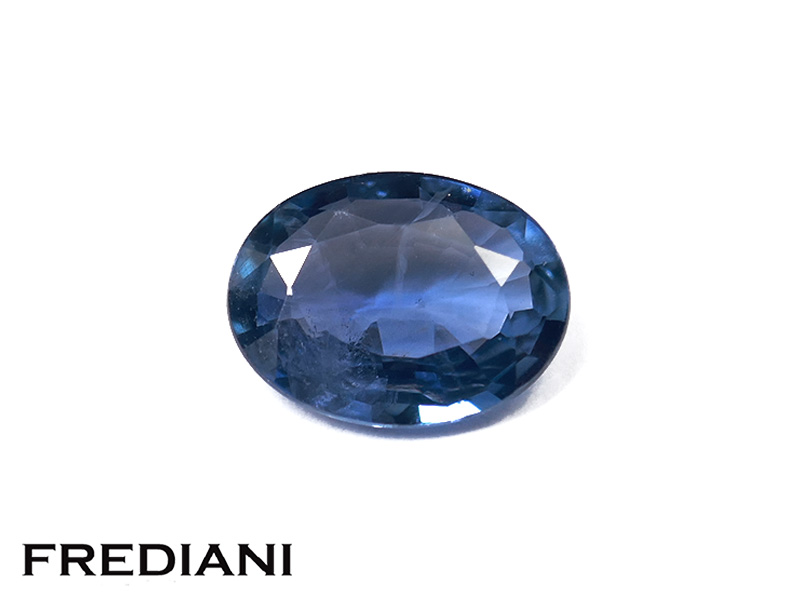 Saphir bleu ovale