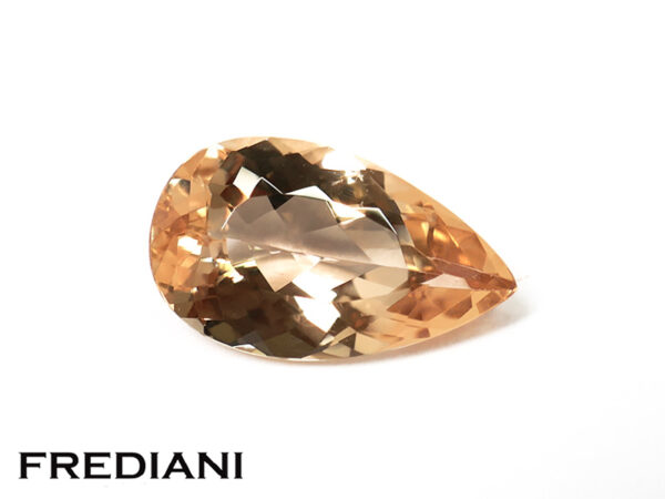 Topaze impériale poire naturelle 125x74 de 2.84 carats