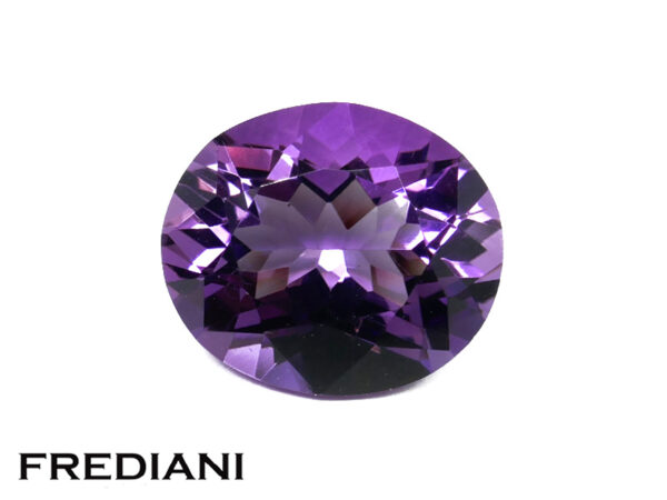 Améthyste ovale naturelle 141x120 de 7.31 carats