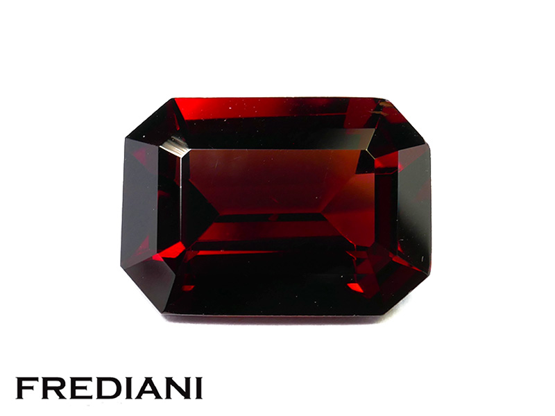 Grenat almandin rectangulaire naturel