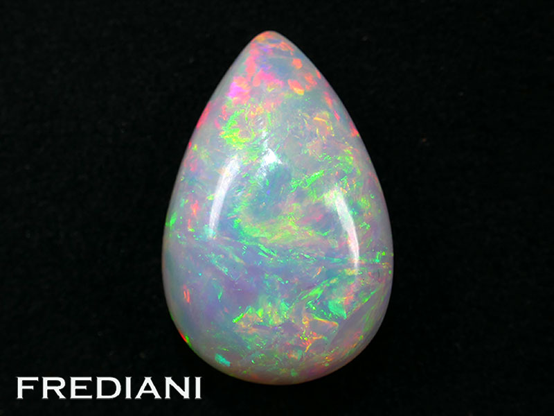 Opale d'Ethiopie poire cabochon naturelle 220x143 de 13.04 carats