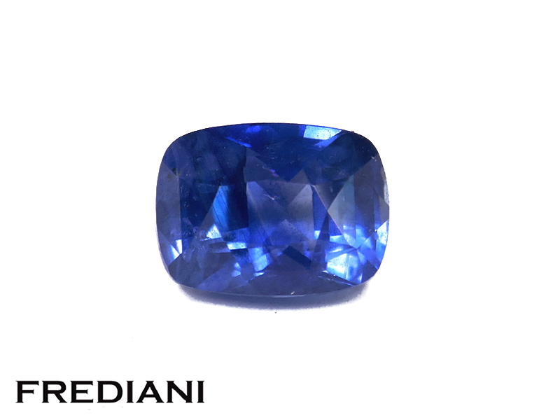 Saphir bleu coussin