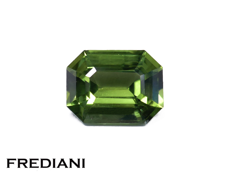Saphir vert rectangulaire