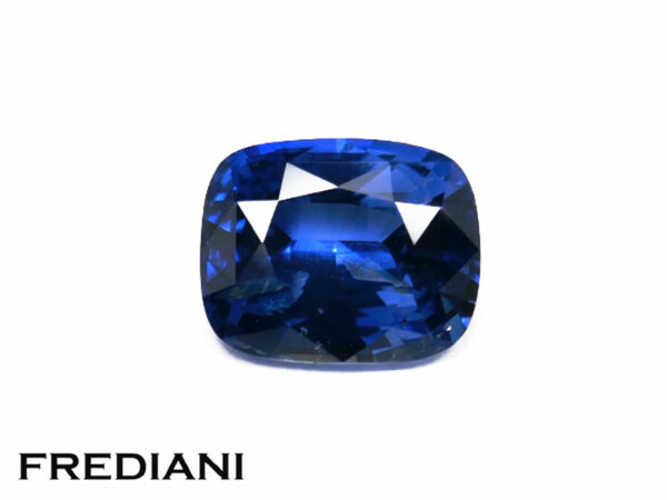 Saphir bleu coussin naturel certifié 80x65 de 2.19 carats