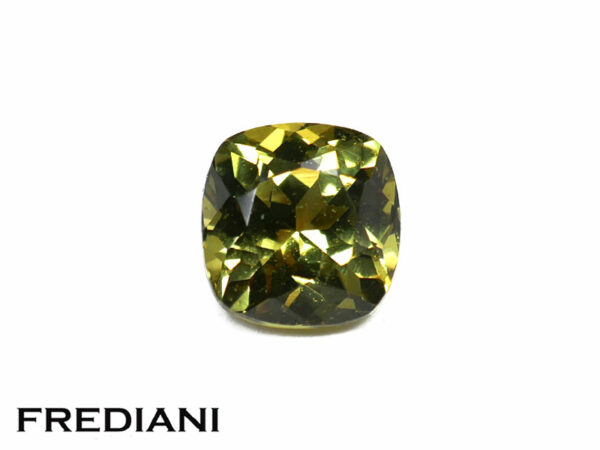 Saphir vert coussin naturel certifié 70x68 de 2.06 carats