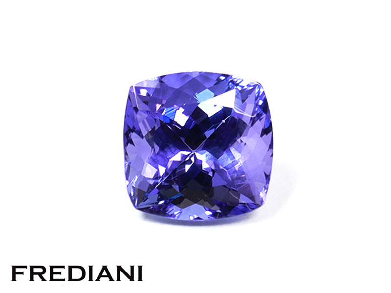 Tanzanite coussin 90x90 de 4.18 carats