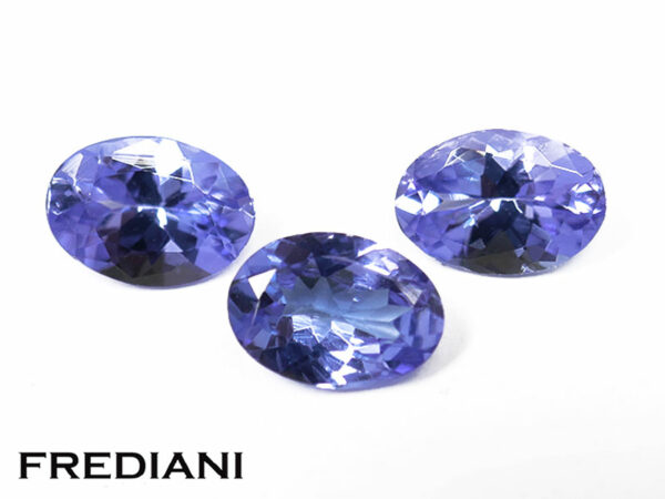 Lot de tanzanites ovales 70x50 de 2.12 carats