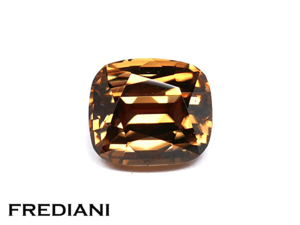 Zircon brun coussin naturel 92x82 de 5.34 carats