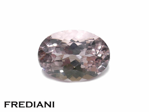 Béryl rose morganite ovale 99x71 de 2.35 carats