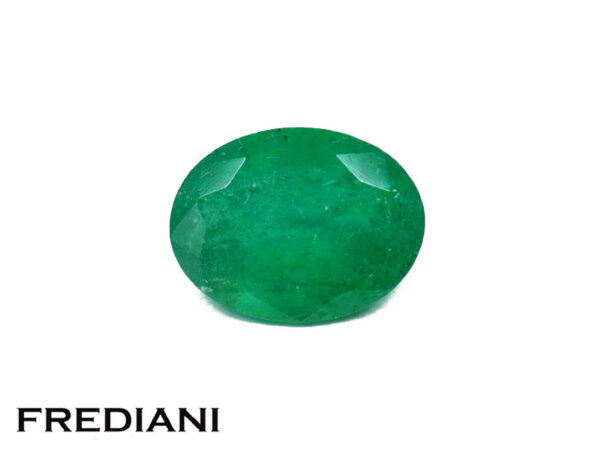 Emeraude ovale 82x62 de 1.29 carat