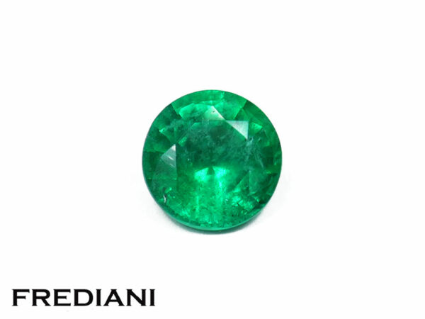 Emeraude ronde 6 mm de 0.76 carat
