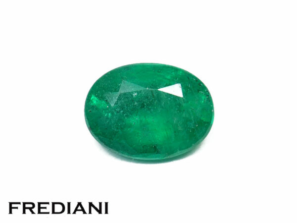 Emeraude ovale 80x60 de 1.16 carat