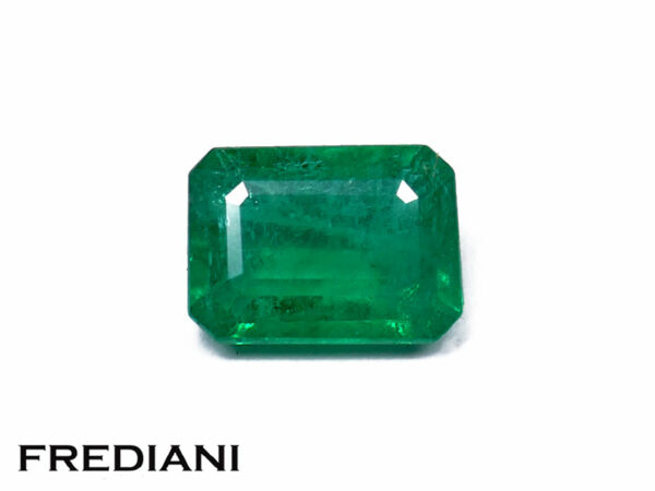 Emeraude rectangulaire 68x49 de 0.83 carat