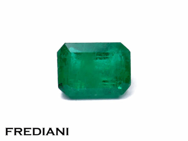 Emeraude rectangulaire 68x49 de 1.17 carat