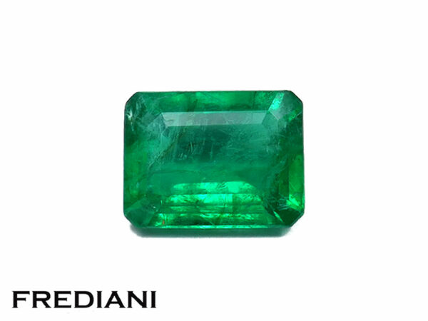 Emeraude rectangulaire 77x59 de 1.37 carat