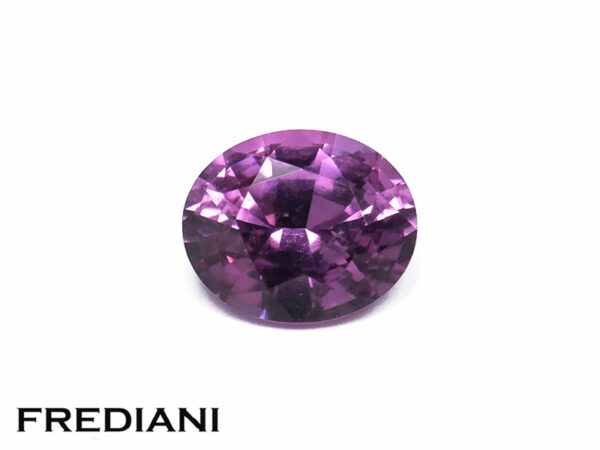 Grenat rhodolite ovale naturel 76x62 de 1.56 carat