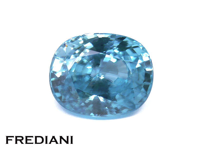 Zircon bleu ovale